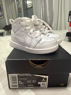 Jordan 1 Mid