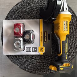 Dewalt DCG408 Grinder 4 1/2 + 3 Pack Headlights