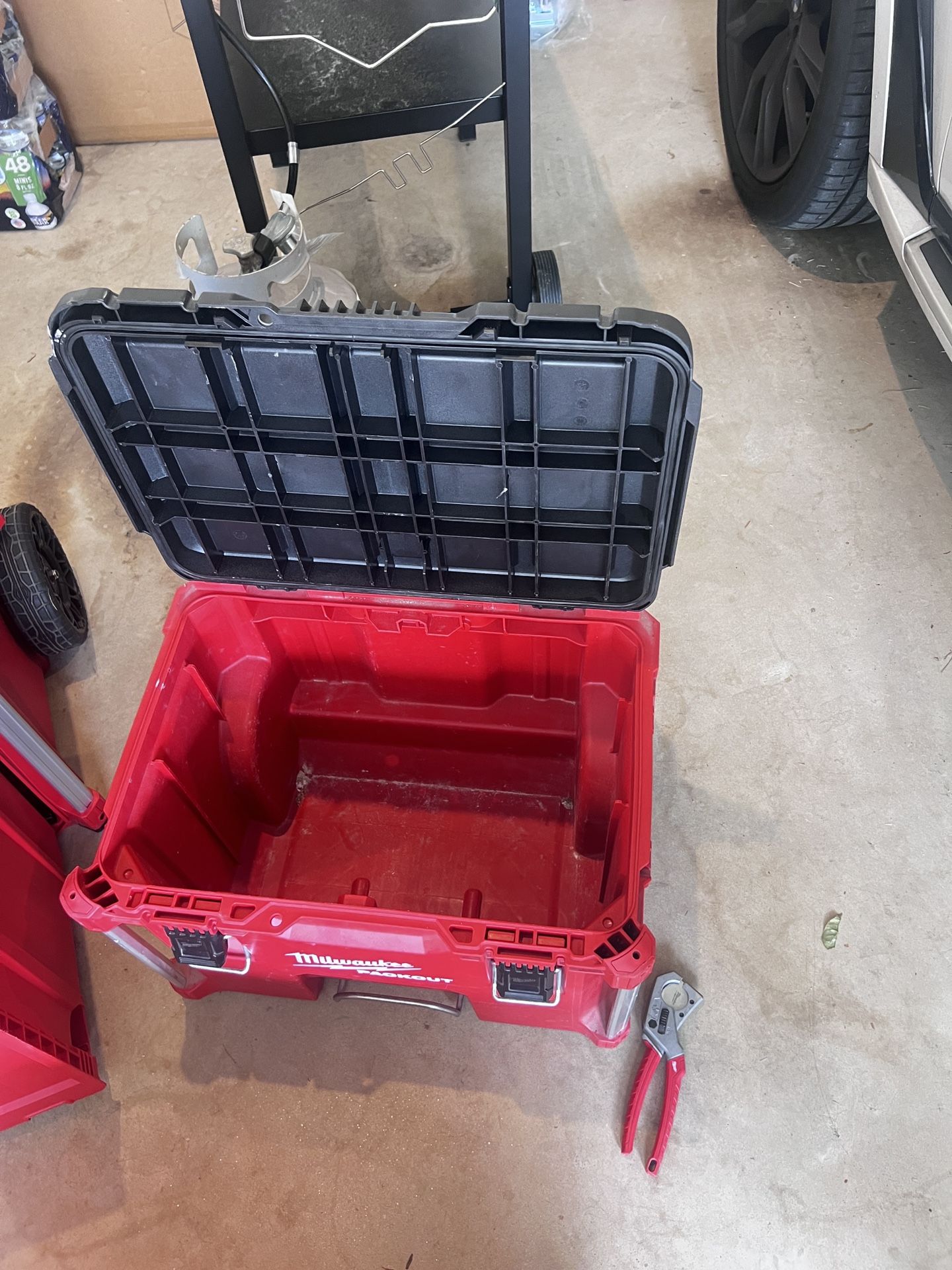 Tool box and tube scissors