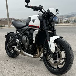 2022 Triumph Trident