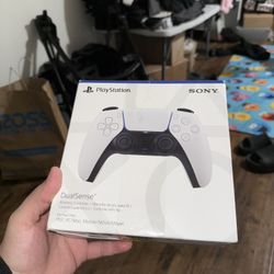 Brand New PS5 CONTROLLER 