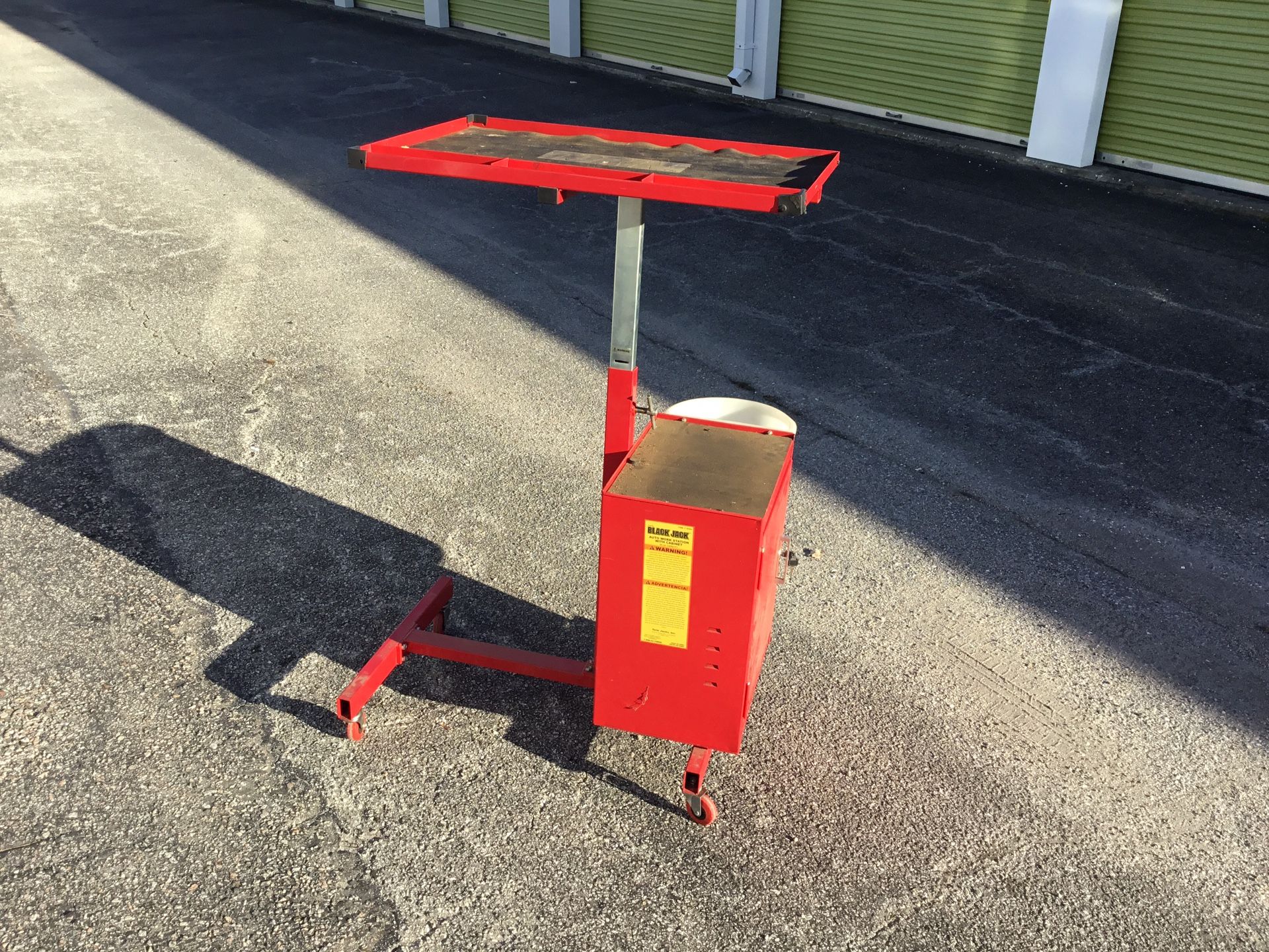 Garage Workstation On Wheels