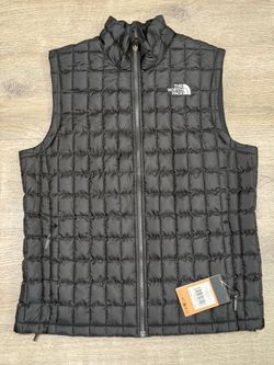 The North Face Men's Black Quilted Vest