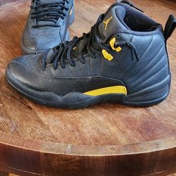 Air Jordan 12 Black Taxi Edition 