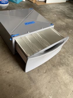 Washer Or Dryer Pedestal 