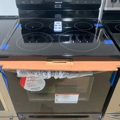 Frigidaire Glasstop black stove brand new 