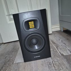 🔥 T7V Studio Monitor | Like New, Must Sell!