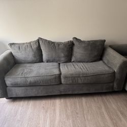 2-piece Set Rooms To Go Couch $660