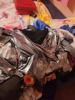 Women's clothing