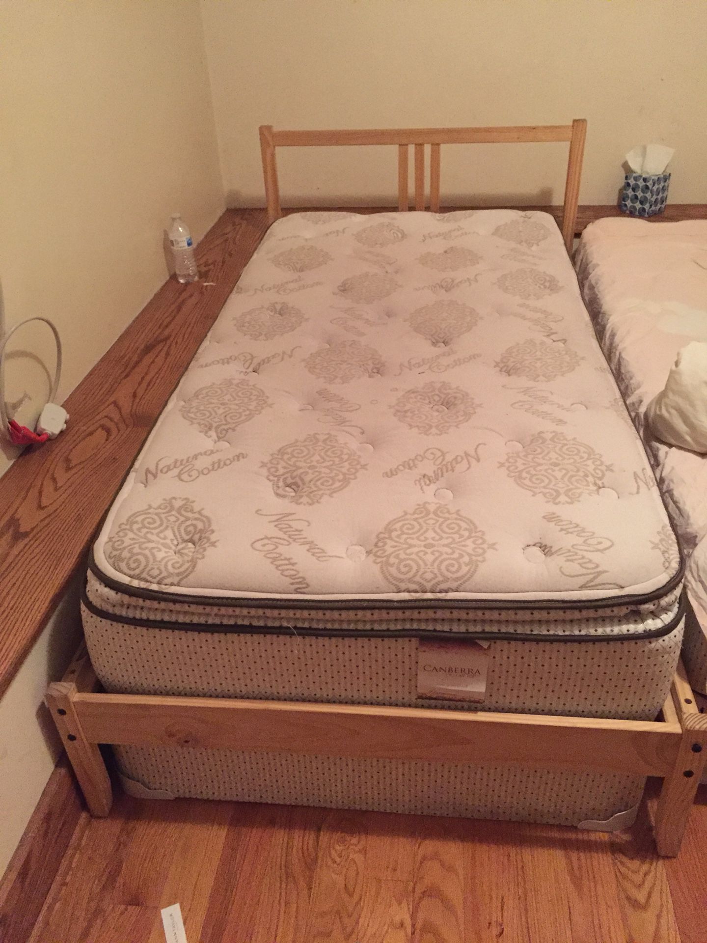 Bed box and mattress