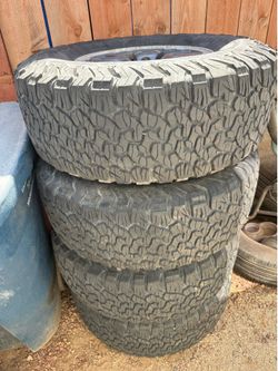 Set of 4, 2011 Raptor F150 SVT Wheels and 315/70/17 BFG AT KO2 tires