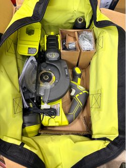 Tool Combo kit (saw, drill, impact, light, batteries and charger)