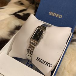 seiko ladies bracelet watch 1ndc