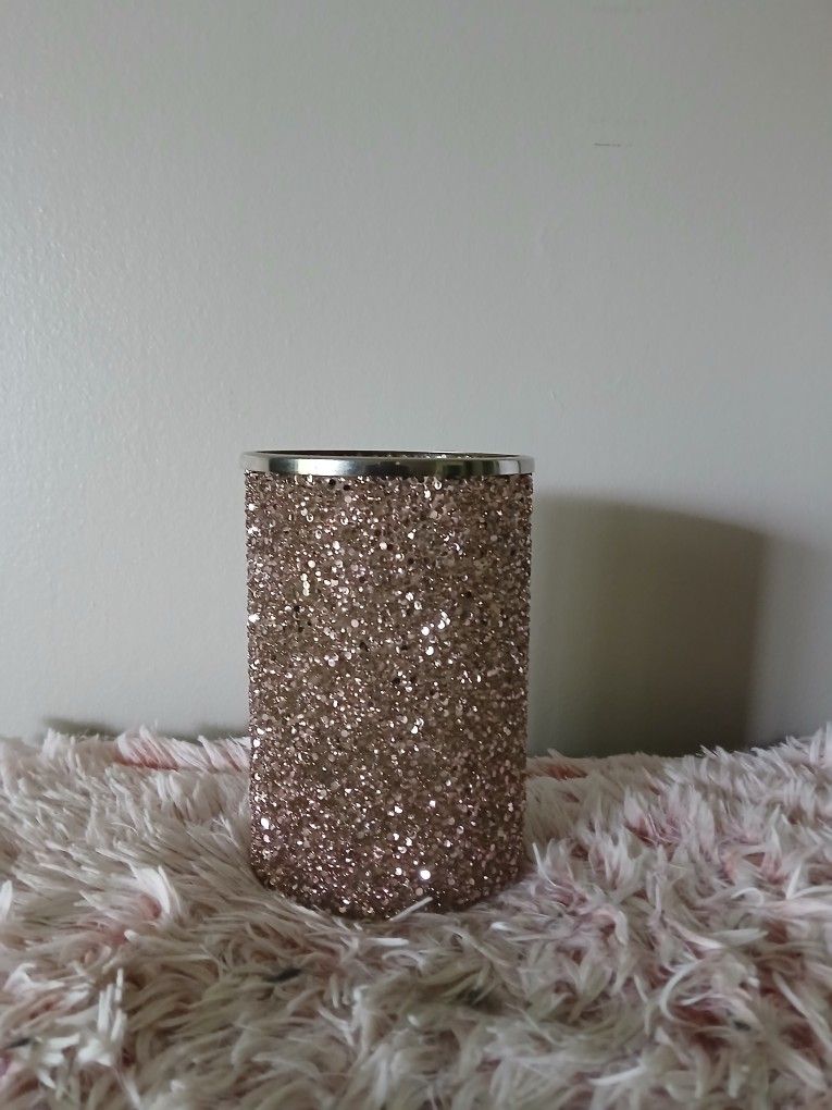 Bebe Candle Holder/Vase