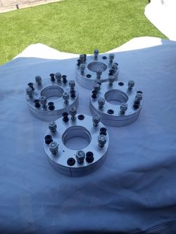 Wheels And Tires Hubcaps Adapters