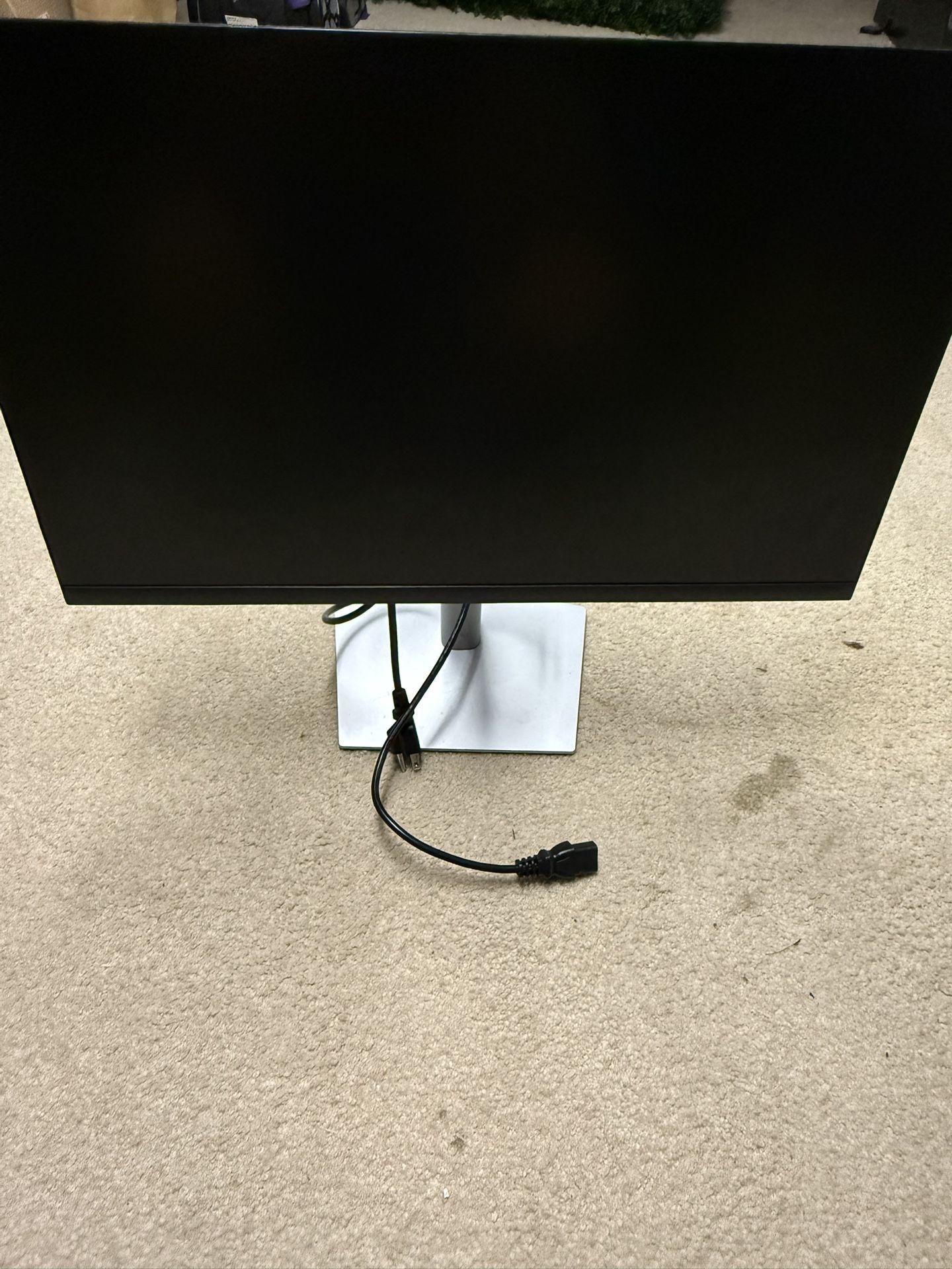 Dell 24 Inch Monitor
