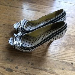 WOMENS Polka Dot Heels