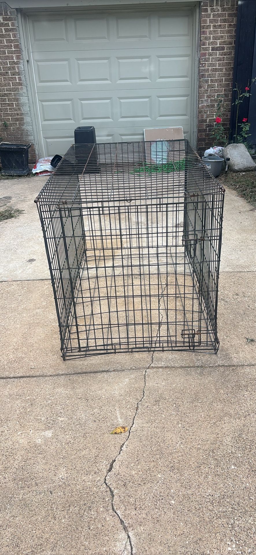 Dog cage