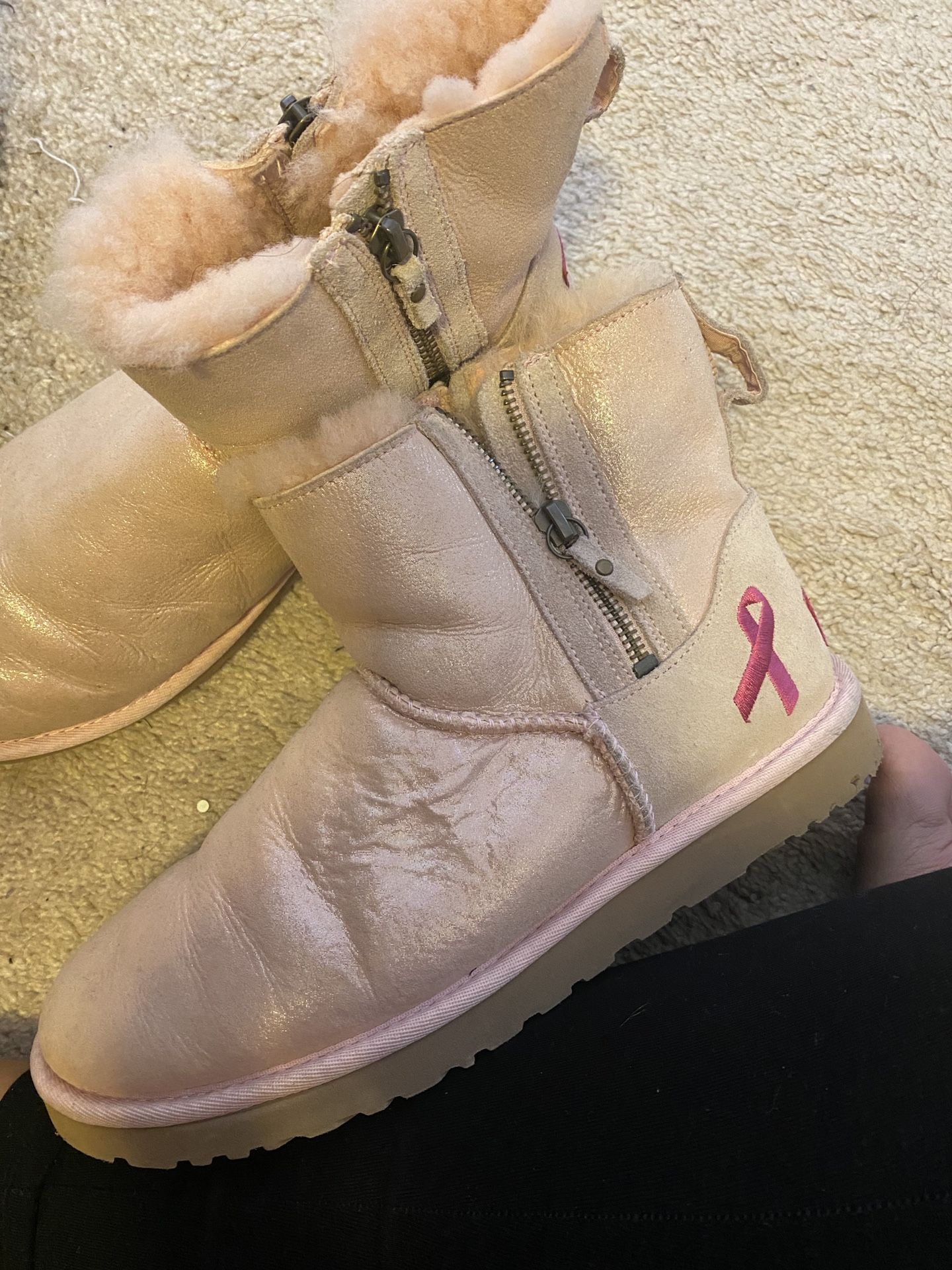 Breast Cancer Awareness Uggs Size 9 In Woman