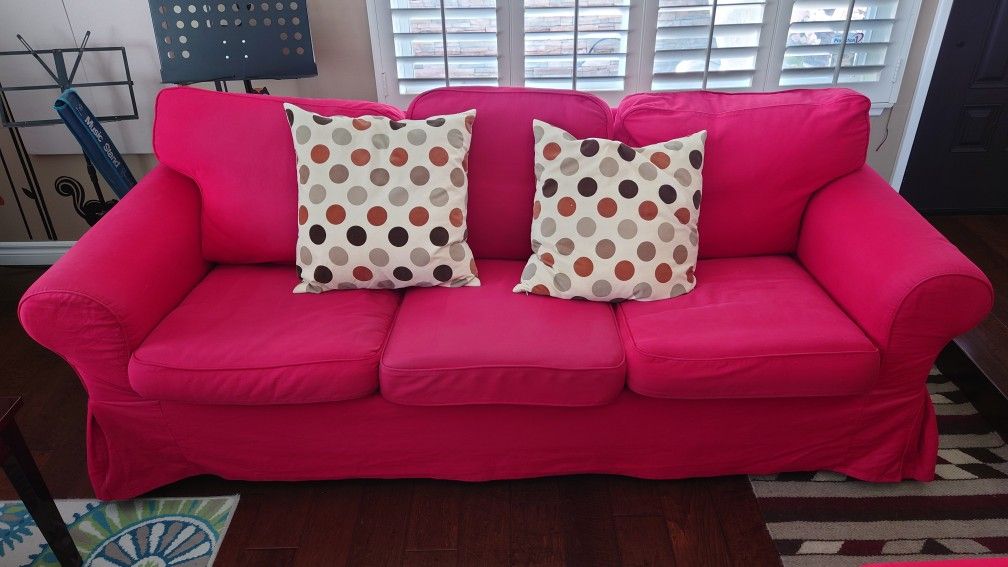 Free Sofa Set