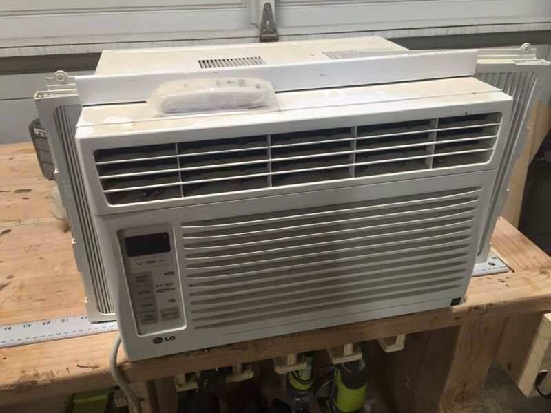 LG Air Conditioner in Wall LG6014ERY4
