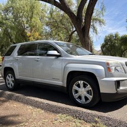 2017 GMC Terrain Muy Bonita Título Limpio