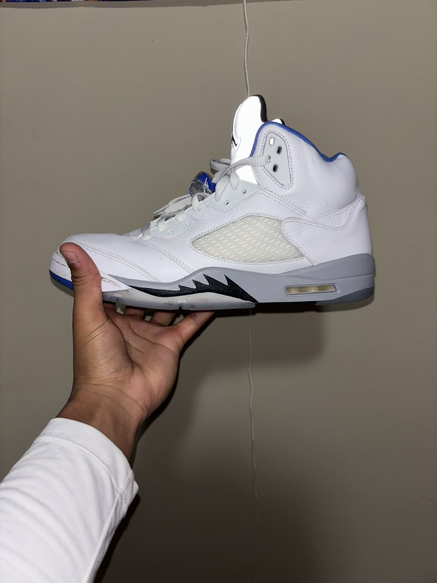Jordan 5 “Stealth 2.0”