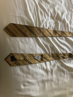 Universal Studios Orlando Hufflepuff Ties 