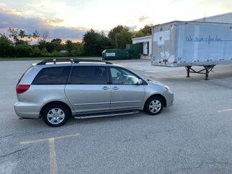 2005 Toyota Sienna