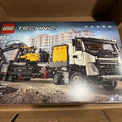 Lego Volvo FMX Truck & EC230 Electric Excavator