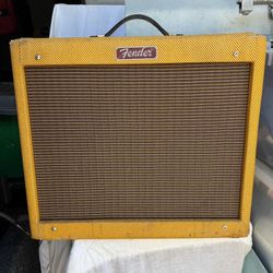 Fender Blues Junior™ Lacquered Tweed
Guitar Amp