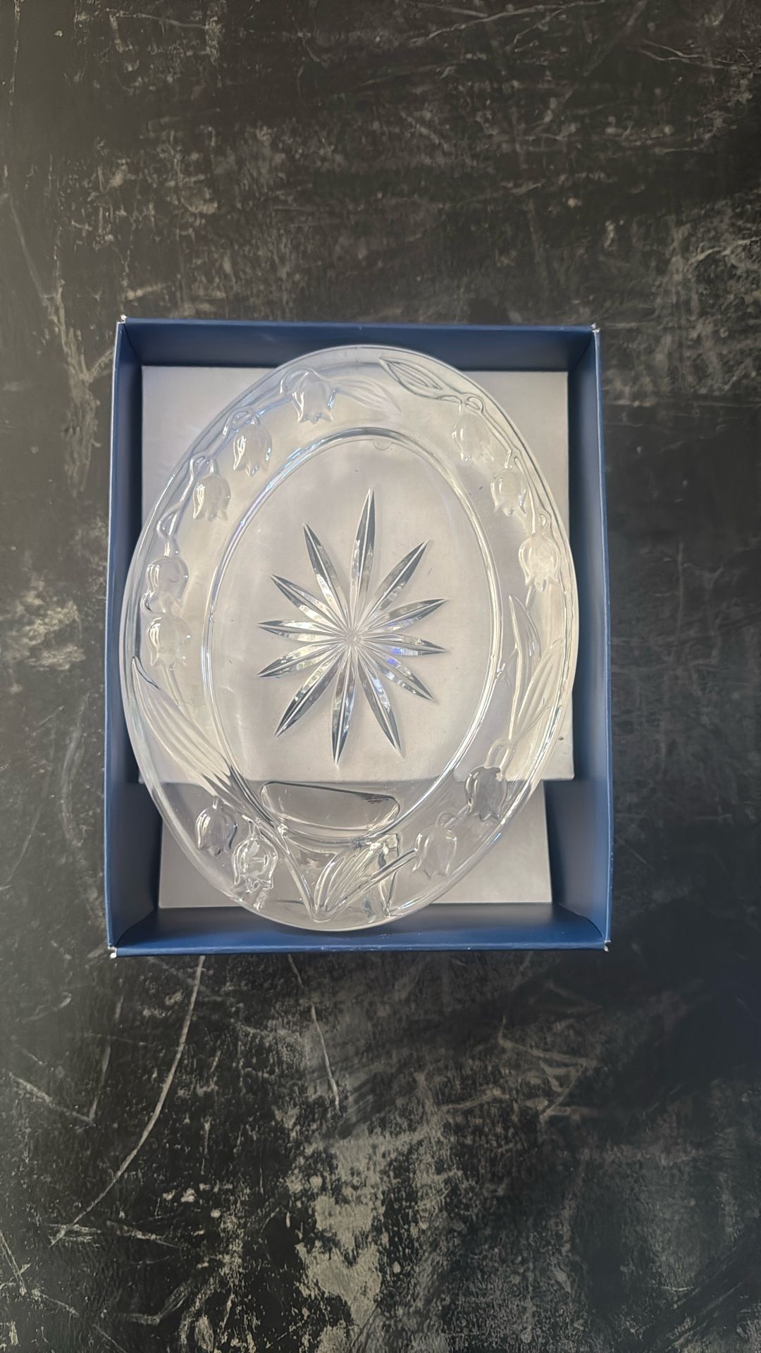 Vintage Mikasa Oval Picture Frame