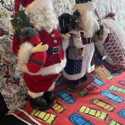 Santa Claus Figures