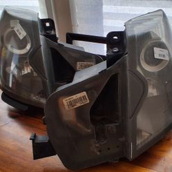 Cadillac Cts Headlights