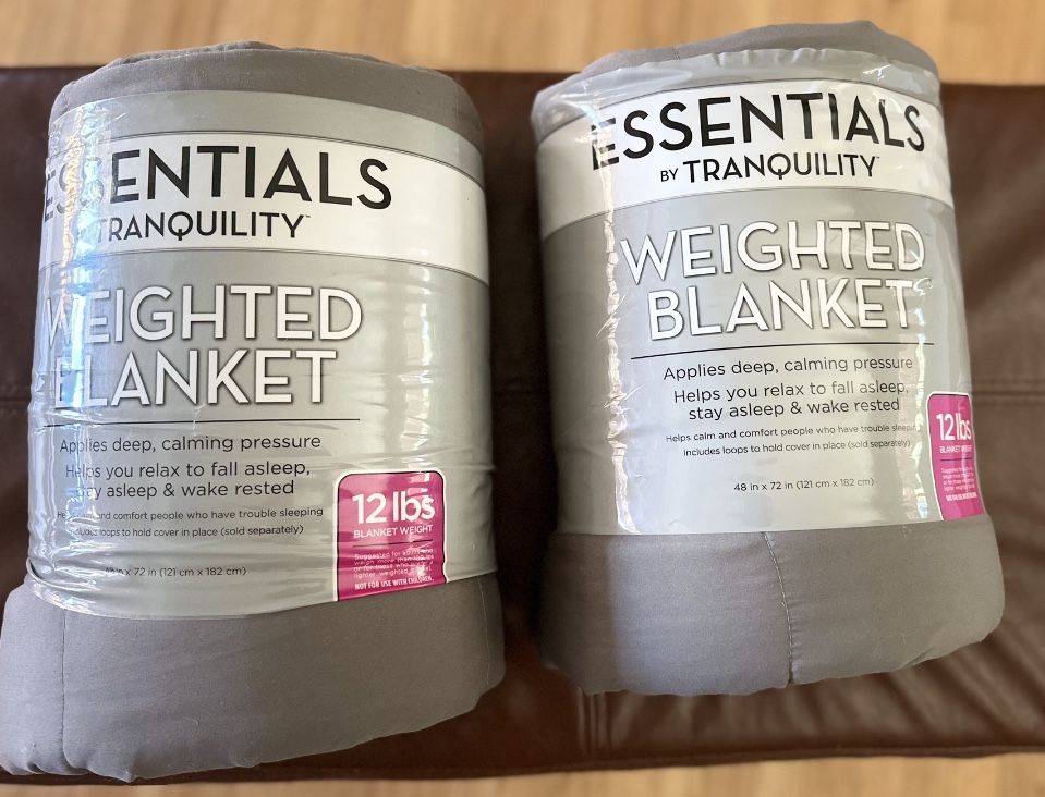 12lb Weighted Blanket. Asking $20 for each Blanket or both for $30