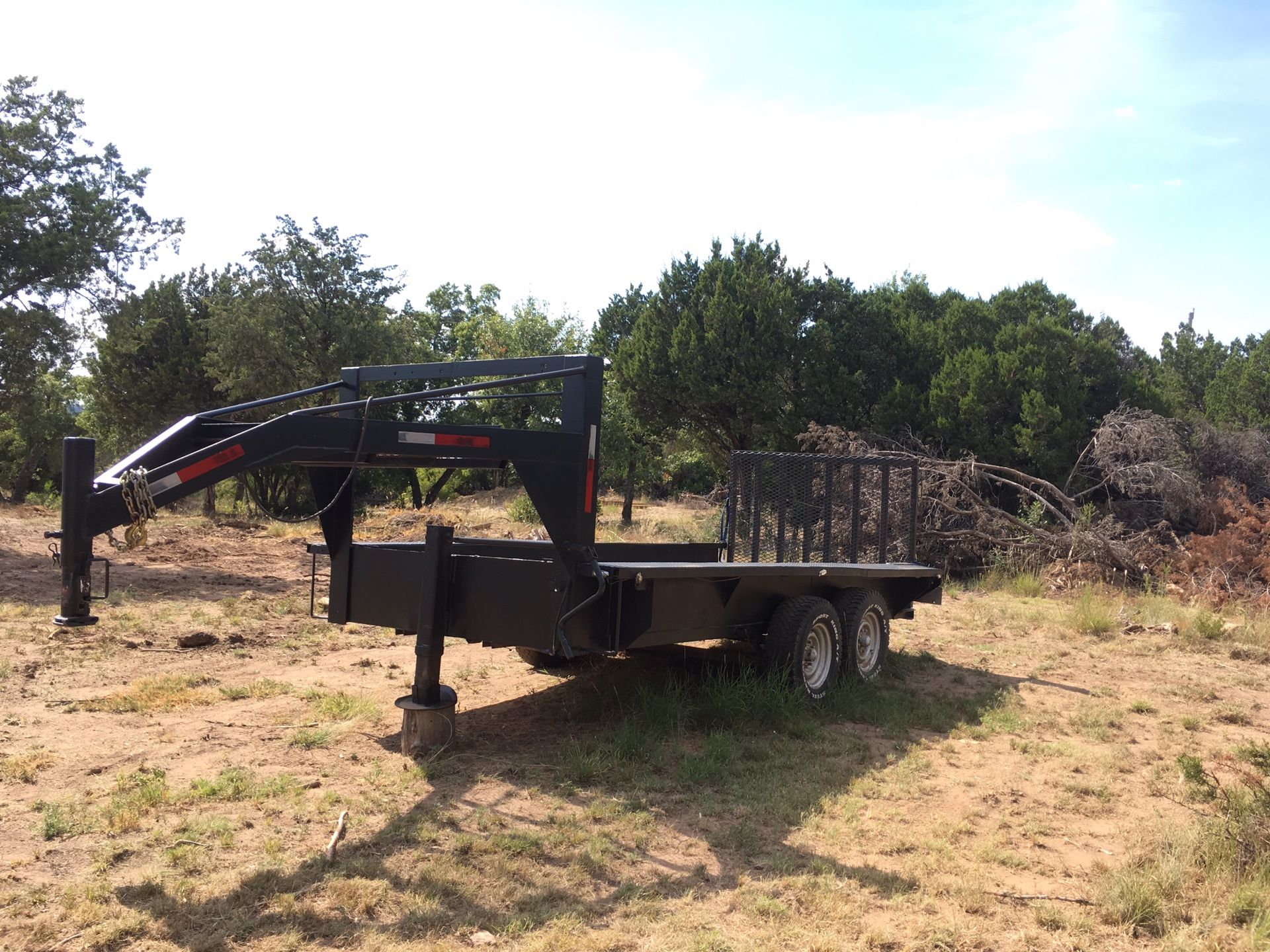 16 Foot Gooseneck Trailer