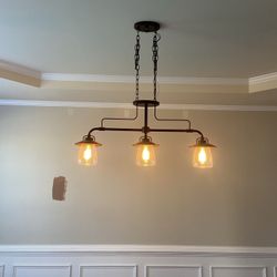 3 light pendant fixture. In Excellent Condition  