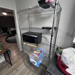 4 Floor/ Level Wire Rack Shelving