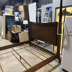 King bed with box spring included