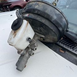 3rd Gen Toyota 4Runner Brake Booster And OEM slave Cylinder