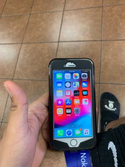 Rose gold iPhone 6s 32 gb ONLY METRO PCS
