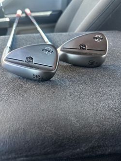 Brand New Never Used Wilson Staff Pro Golf Wedges 56 & 60 degrees