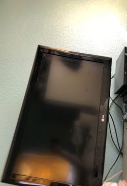 LG tv 32” with tv stand