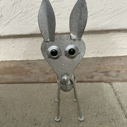 Indoor Outdoor Chihuahua Dog Hand Crafted Metal Art Sculpture Figurine