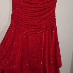 Sleeveless red dress