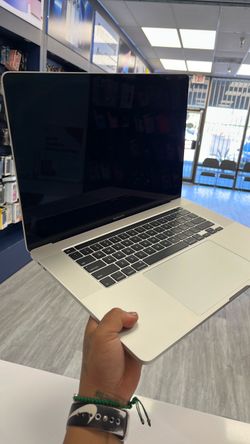 MacBook Pro 16ram 512gb 2019