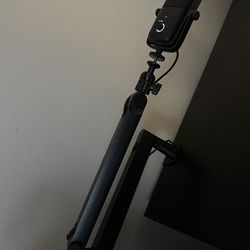 Elgato wave 3 with Elgato low profile mic arm