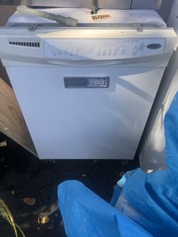 Whirlpool Front load Dish Washer 