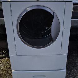 Frigidaire Gas Dryer 