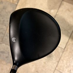 Cleveland HiBore XL 10.5* Driver with Regular Flex Graphite Shaft 